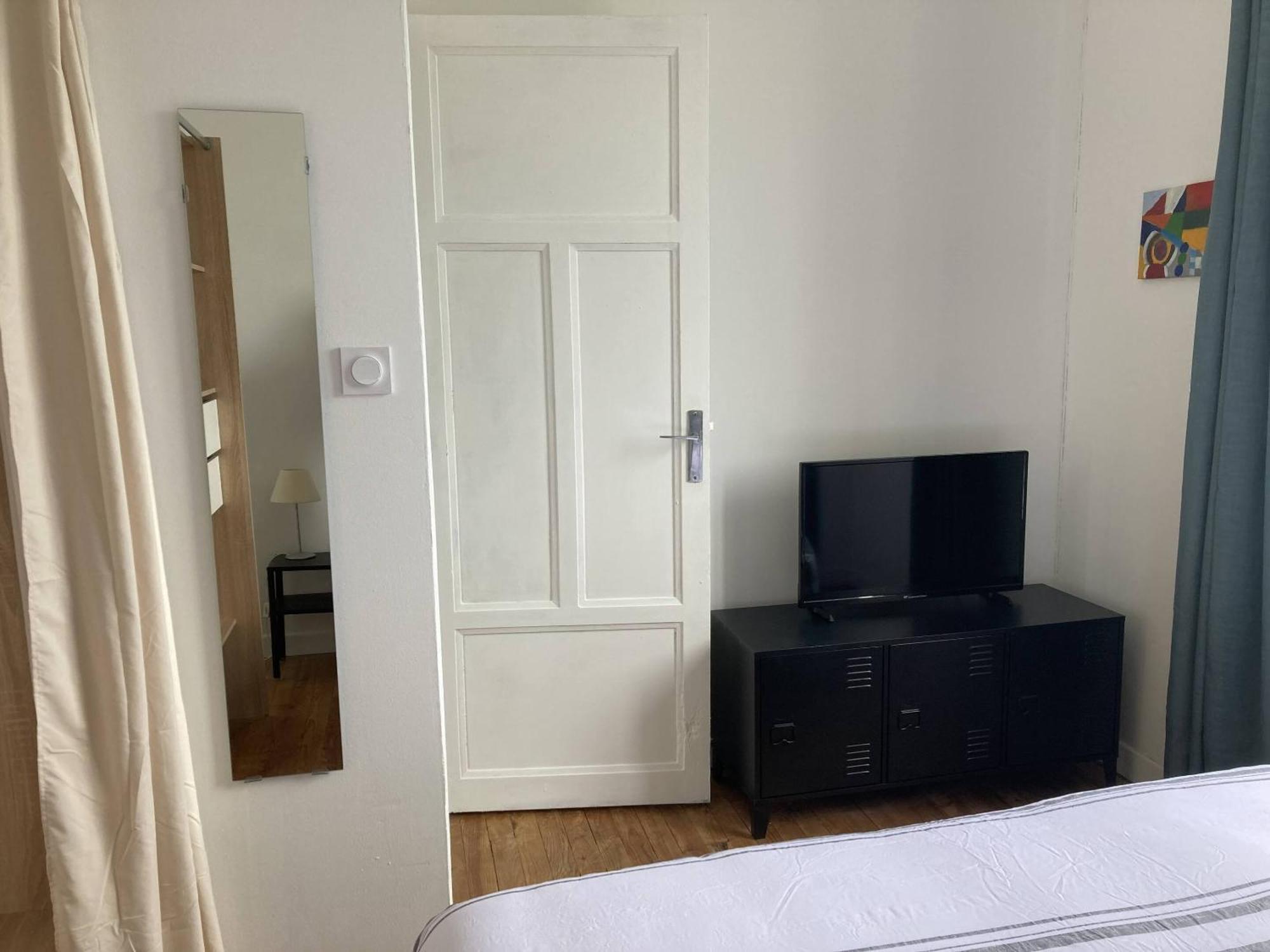 Location Appartement Des Pyrenees Borderes-sur-l'Echez Номер фото