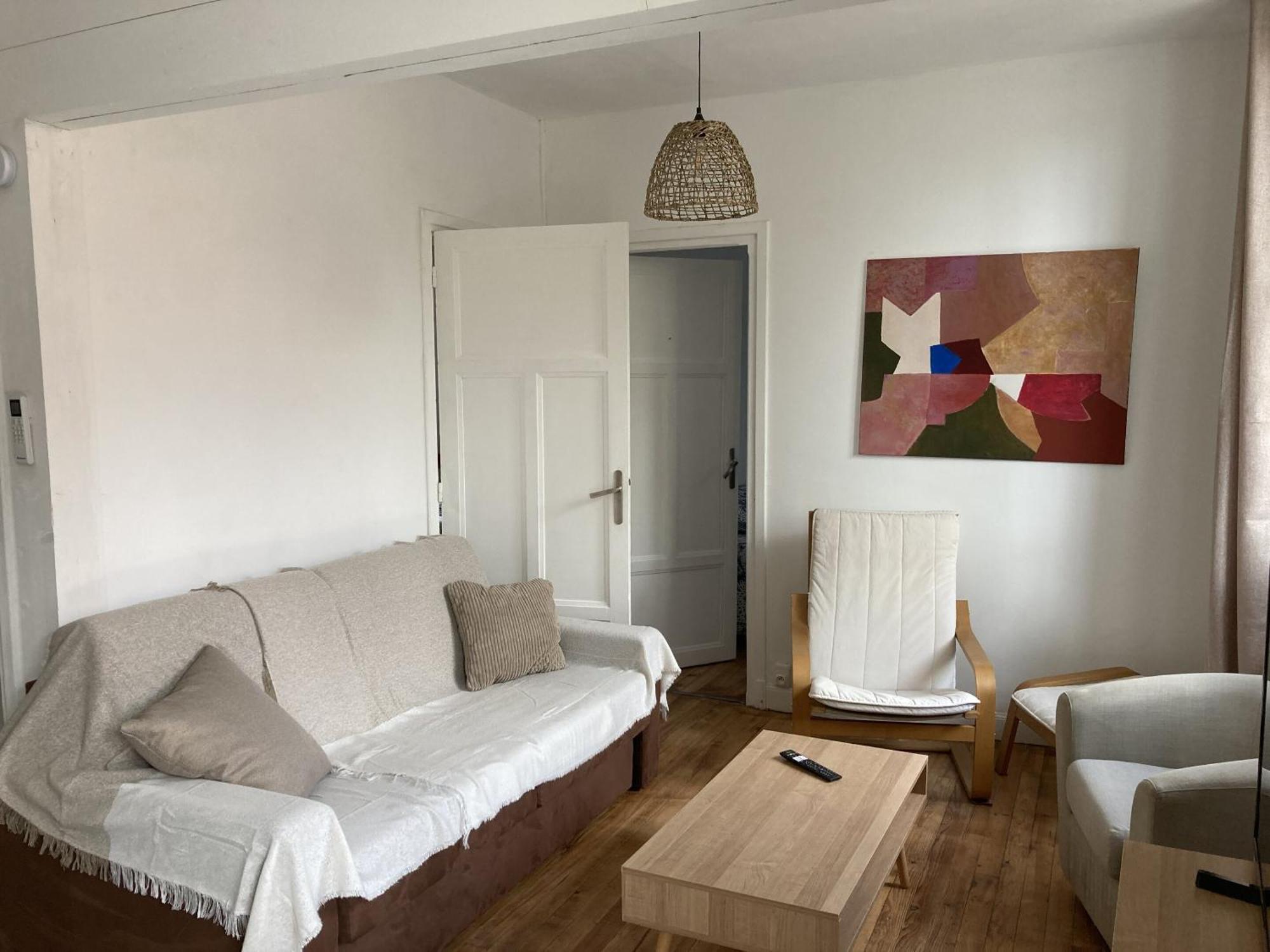 Location Appartement Des Pyrenees Borderes-sur-l'Echez Номер фото